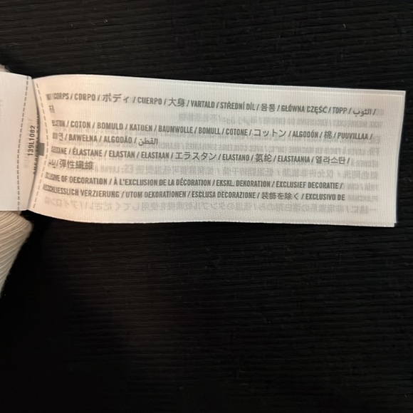 Abercrombie & Fitch Soft Rib Shrunken Tee EUC - Picture 7 of 11